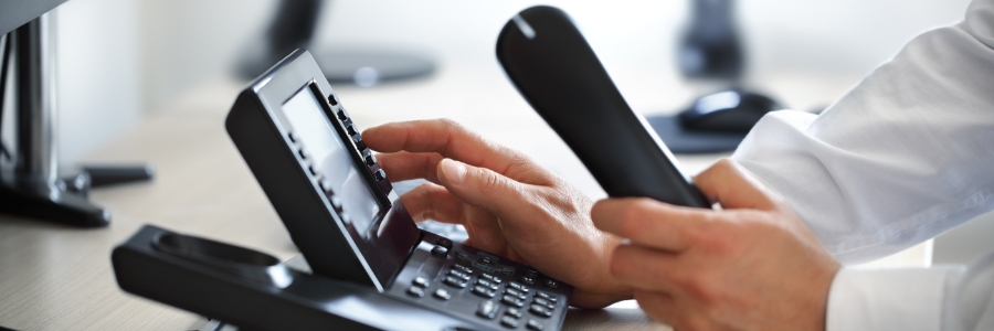 img blog voip cloud hosted or on premises B.jpg